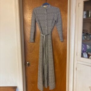 Tannel Knits Maxi Cardigan. Sliver/Gray Sweater Dress Vintage EUC